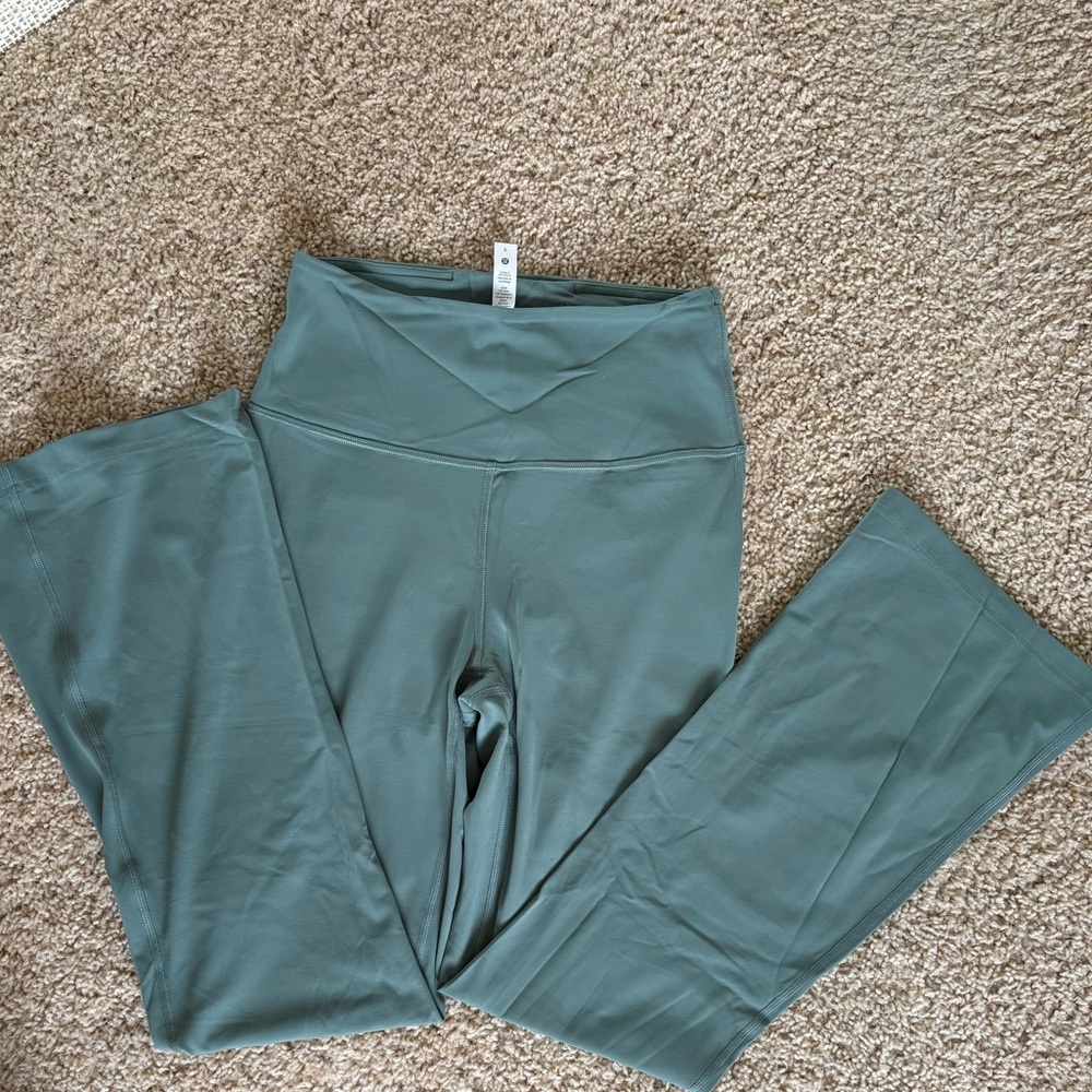 Lululemon Groove Pant Super-High Rise Flare Pant Nulu 28”
